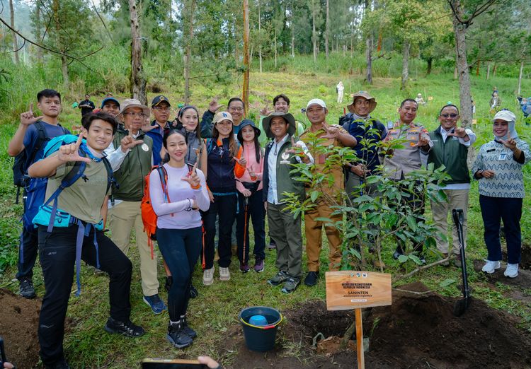 Kegiatan Menanam Menteri Kehutanan di TN Merbabu 36