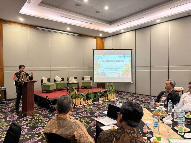 kemenhut-perkuat-penegakan-hukum-multidoor-bongkar-jaringan-perdagangan-satwa-liar-ilegal