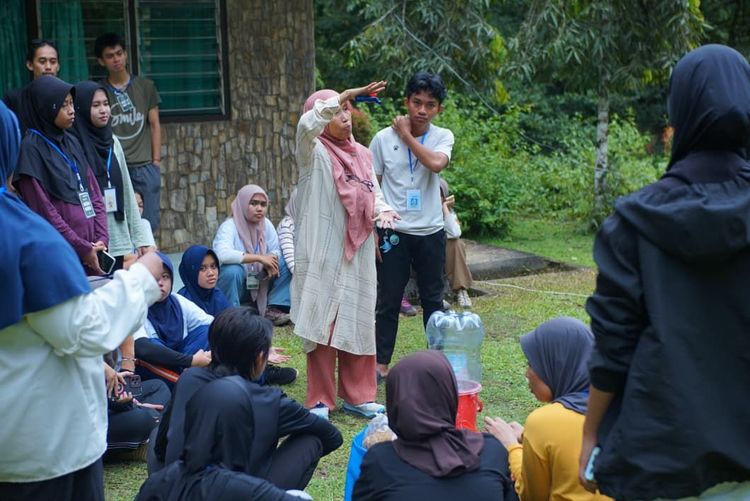 dari-sulawesi-selatan-kolaborasi-genries-edukasi-dan-gerakkan-generasi-muda-jaga-hutan