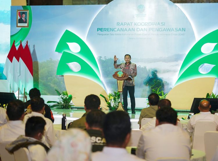Wamenhut Tekankan Penguatan Tata Kelola Kehutanan Pusat-Daerah Menuju Indonesia Emas 2045