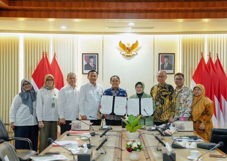 kementerian-kehutanan-dan-bps-perkuat-integrasi-data-dan-kolaborasi-perbarui-kbli-kehutanan