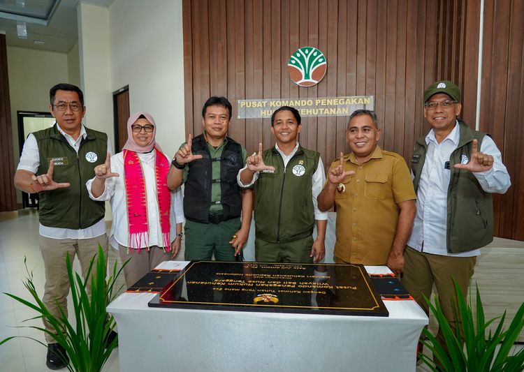 Menhut Resmikan Pusat Komando Penegakan Hukum Kehutanan Bali–Nusa Tenggara