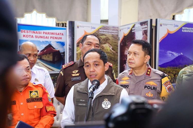 Karhutla Jambi Membaik, Menhut Perkuat Pembasahan dan Patroli Cegah Kebakaran Kembali
