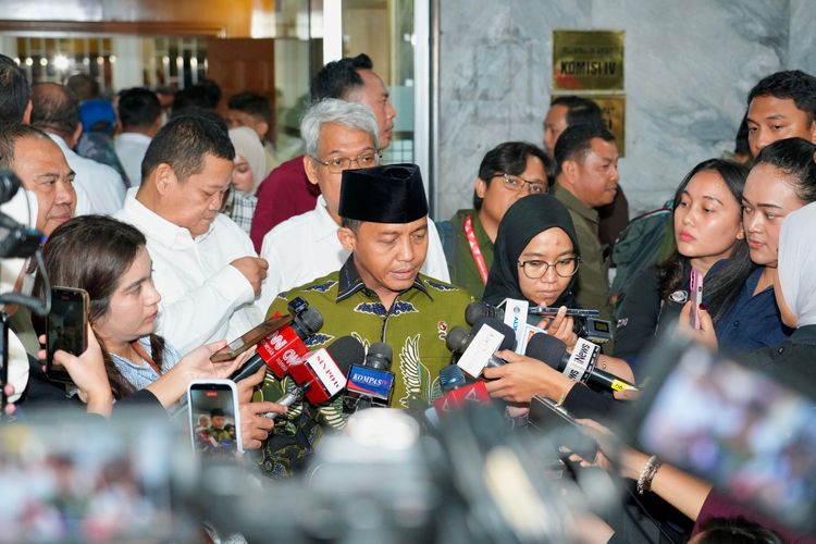 Deretan Tindakan Tegas Menhut Raja Antoni: Hukum Tidak Pandang Bulu!