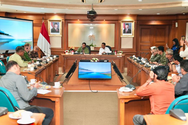 Percepatan Penetapan Hutan Adat Capai 174 Unit, Pemerintah Perkuat Langkah Strategis hingga 2029