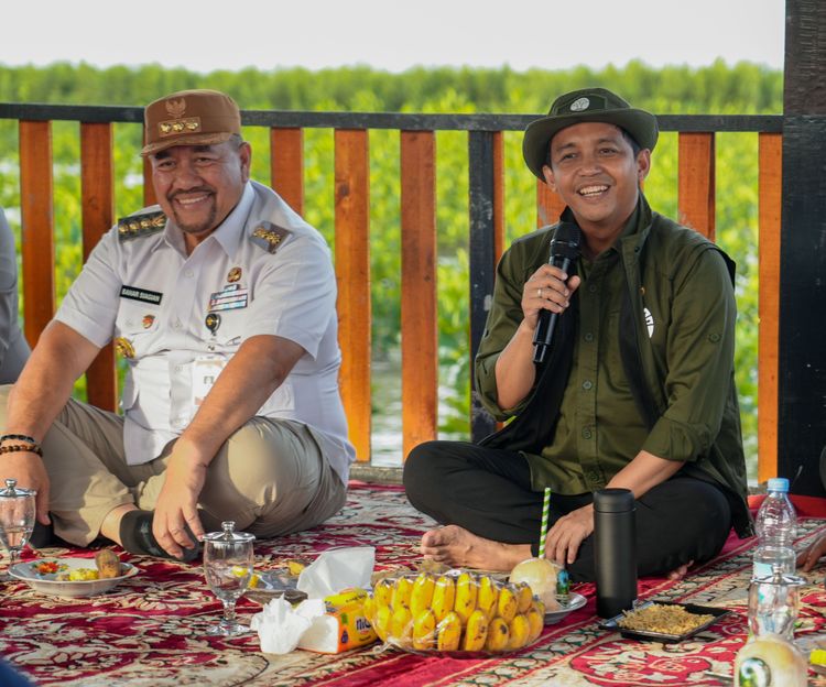 kunker-ke-sumut-menhut-tegaskan-perhutanan-sosial-bisa-jadi-motor-penggerak-ekonomi-hijau