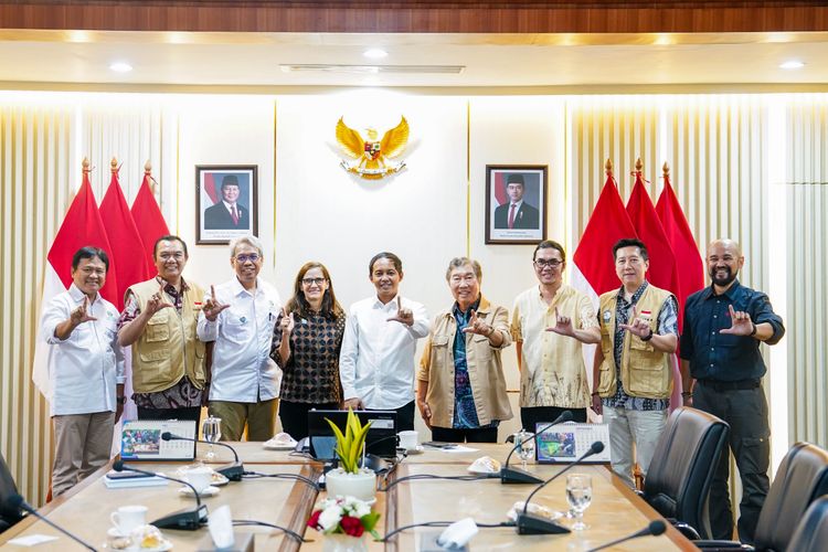 Menteri Kehutanan Apresiasi Dukungan IRF dan YABI untuk Konservasi Badak Jawa
