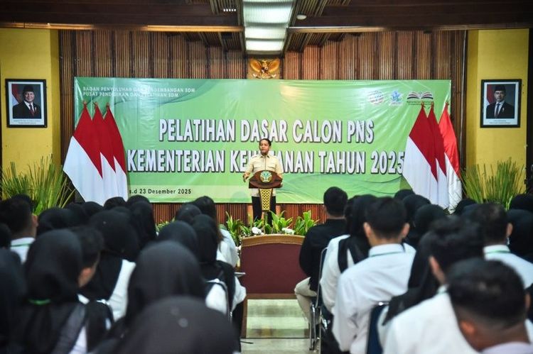 1-693-cpns-ikuti-latsar-kementerian-kehutanan-menhut-tekankan-ilmu-komitmen-dan-dedikasi