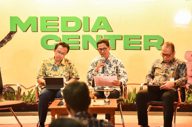 Kemenhut Hormati Putusan Mahkamah Konstitusi Nomor 181/PUU-XXII/2024 dan Tegaskan Perlindungan Hak Masyarakat Adat Sekaligus Jaga Kelestarian Hutan