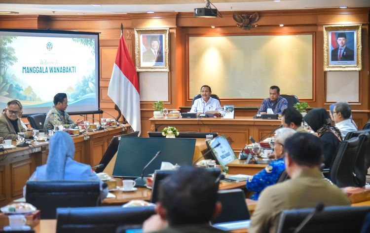 Kemenhut Beri Masukan bagi Penyusunan Raperda Lingkungan Hidup Jawa Barat