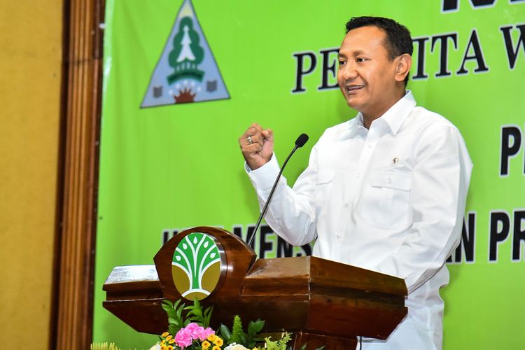usung-tema-ketahanan-pangan-berkelanjutan-wamenhut-buka-munas-perwita-wana-kencana-2025