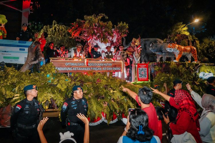 Kementerian Kehutanan Angkat Tema Menjaga Keanekaragaman Sumber Daya Alam Hayati di Karnaval Kemerdekaan RI ke-80