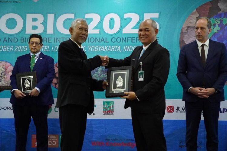 Kementerian Kehutanan Dukung Kolaborasi Riset Kayu Tropis dan lanskap Berkelanjutan di WOBIC 2025