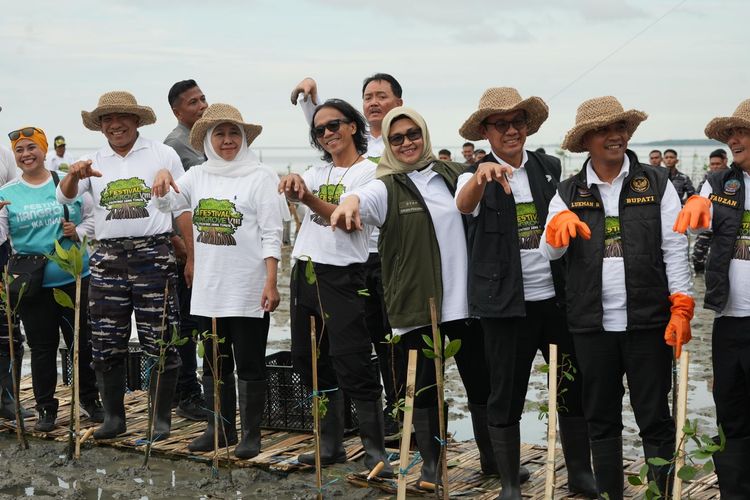 Kementerian Kehutanan Perkuat Kolaborasi Pelestarian Pesisir Melalui Festival Mangrove Jawa Timur ke-VIII