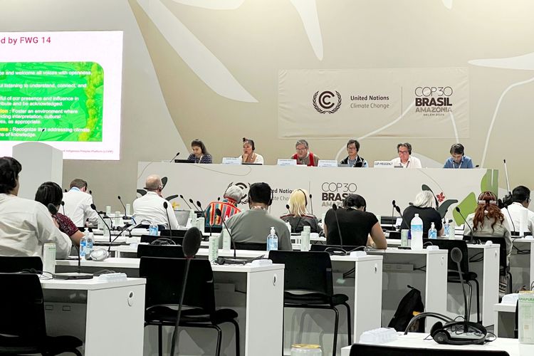 Komitmen 1,4 Juta Hektare Hutan Adat Diumumkan Indonesia pada Forum LCIPP COP30