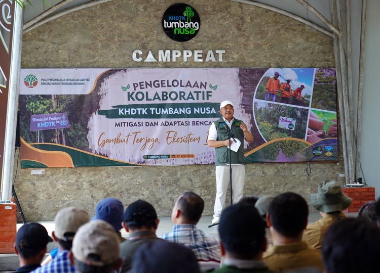 Sekjen Kemenhut Dorong KHDTK Tumbang Nusa Jadi Model Nasional Pengelolaan Gambut Berbasis Kolaborasi