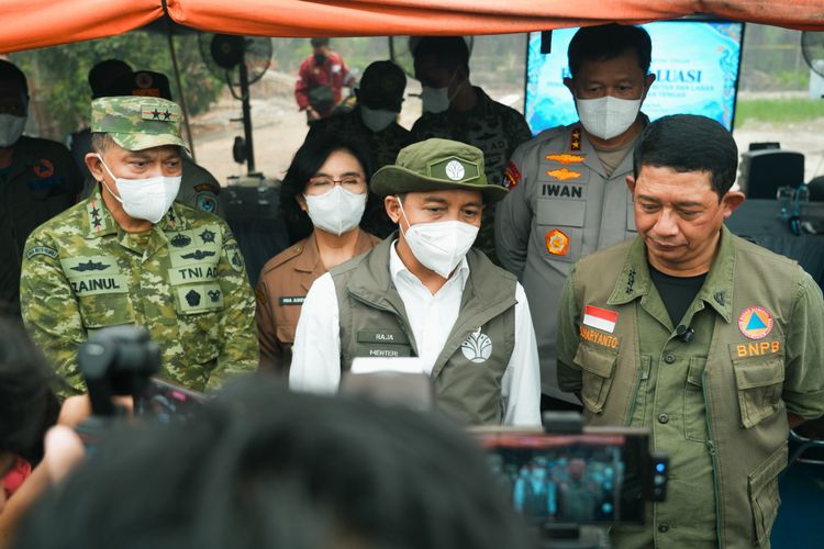 Menhut Raja Antoni Kembali Cabut Izin 5 Perusahaan Terkait Karhutla, Harus Jera!