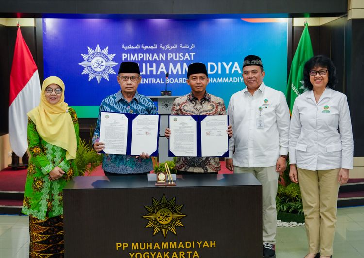 Menhut dan Ketua Umum Muhammadiyah Tandatangani Kerja Sama Pemanfaatan, Pengelolaan dan Rehabilitasi Hutan