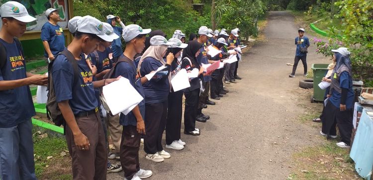 bestari-rimba-forest-explorer-dan-citizen-science-untuk-generasi-muda