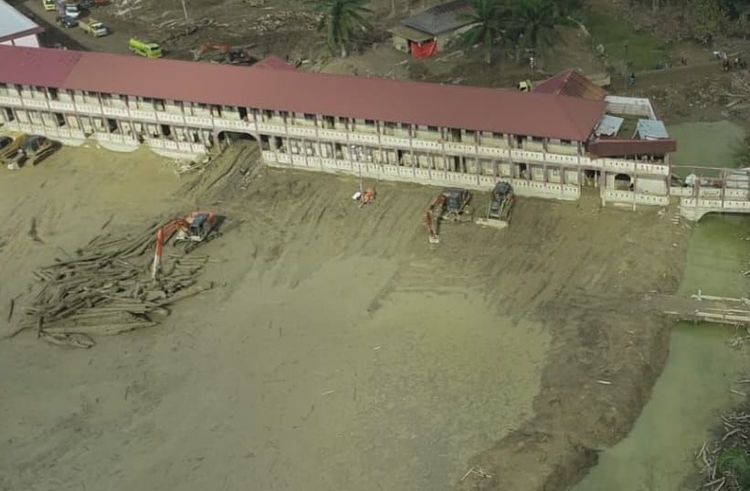 Pembersihan Kayu Limbah Bencana di Aceh dan Sumut Terus Berlanjut