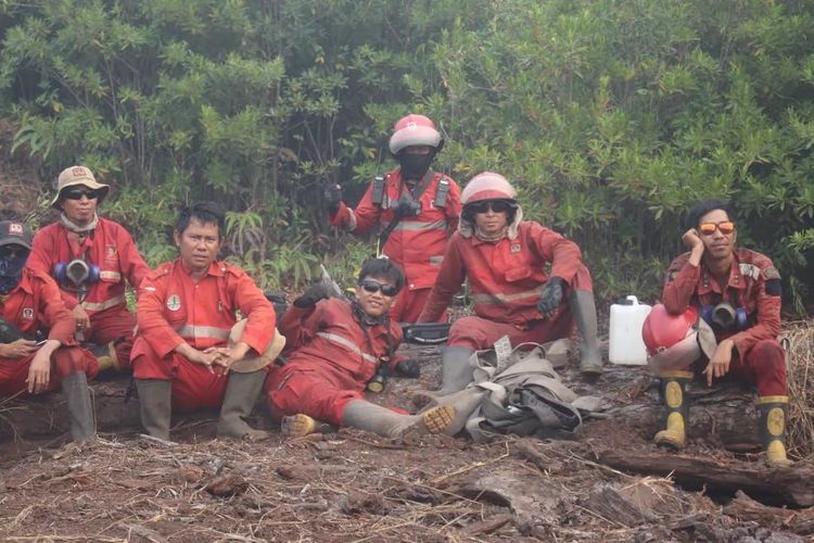 Puting Beliung Membara Tak Patahkan Semangat Manggala Agni Kemenhut