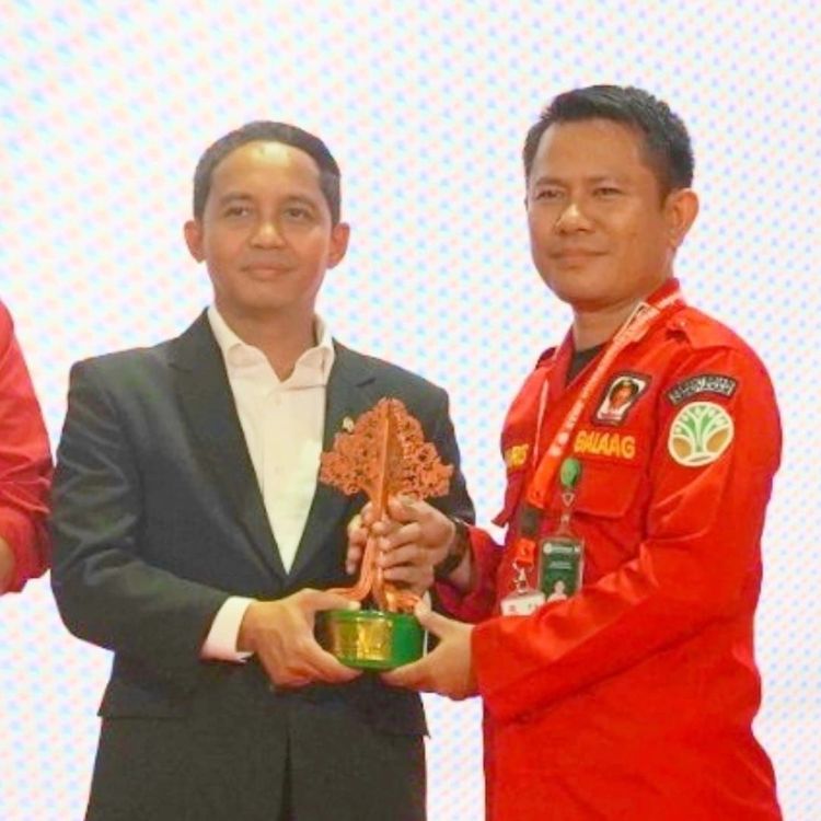 Menteri Raja Juli Antoni di Mata Manggala Agni Kemenhut