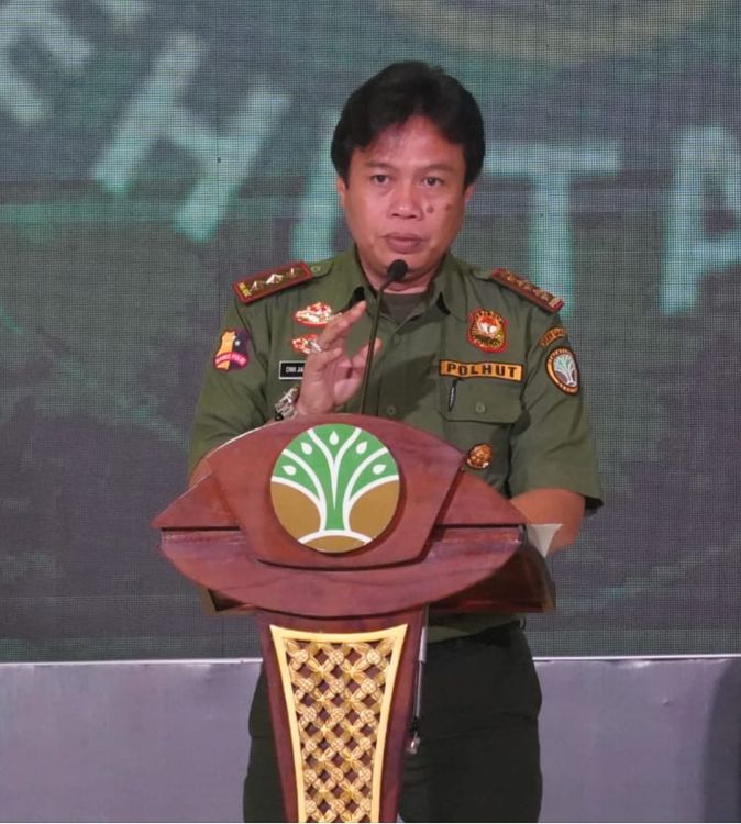Dr. Dwi Januanto Nugroho, S.Hut., M.B.A.