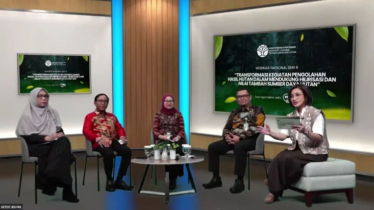 Kemenhut Siapkan Revisi Aturan Pengolahan Hasil Hutan untuk Percepat Hilirisasi dan Nilai Tambah